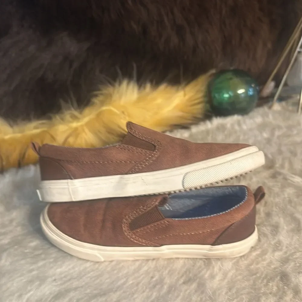 Old navy shoes 10 (3100)